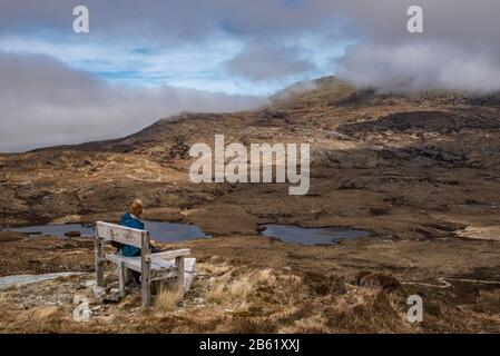 Ben More von Beinn Bheag Dheas über South Uist Stockfoto