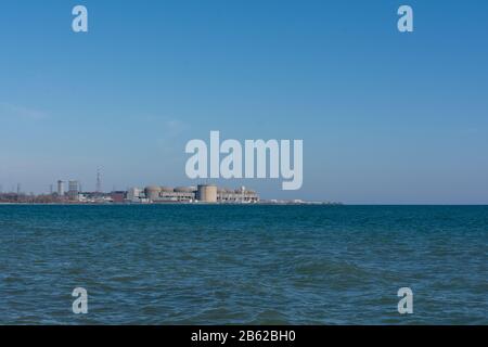 Pickering Nuclear Generating Station an den Ufern des Ontario Lake, östlich von Toronto Stockfoto