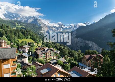 Panoramablick auf das wengener Tal in Lauterbrunnen Stockfoto