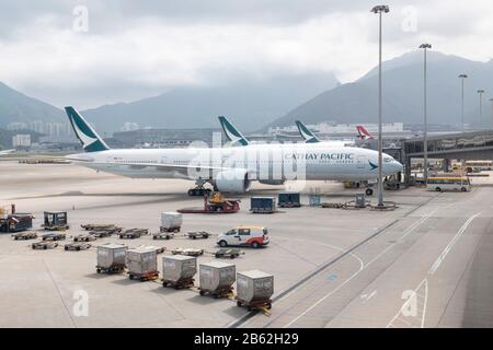 Hongkong, China: 06. März 2020. Der internationale Flughafen Hongkong, der leer ist, als Cover 19 seinen Tribut an die Reisebranche Jayne Russell/Alamy Stock Image ergreift Stockfoto