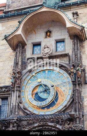 Berühmte Astronomische Uhr (Orloj) in der Prager Altstadt Stockfoto