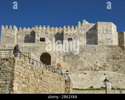 Schloss von Guzmán El Bueno. Tarifa, Provinz Cadiz, Andalusien, Spanien. Stockfoto