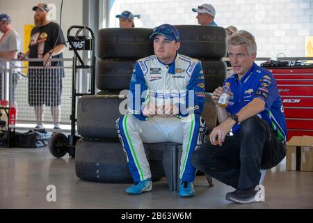 Avondale, Arizona, USA. März 2020. TY Dillon (13) geht auf die Strecke, um für den FanShield 500 auf dem Phoenix Raceway in Avondale, Arizona zu trainieren. (Bild: © Logan Arce/ASP) Stockfoto