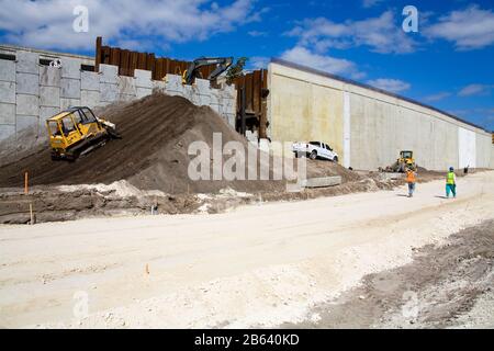 Bau von Freeway #4 Stecker, die Innenstadt von Orlando, Florida, USA Stockfoto