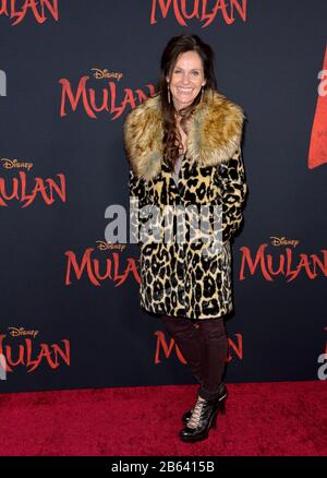 Los Angeles, USA. März 2020. Los ANGELES, CA: 09, 2020: Amy Brenneman bei der Weltpremiere von Disneys "Mulan" im El Capitan Theatre. Bildnachweis: Paul Smith/Alamy Live News Stockfoto