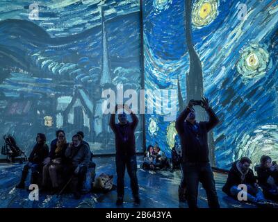 Exposition Imagine Van Gogh, Arsenal Art Contemporain, Montreal, Qc, Kanada Stockfoto