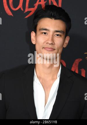 Hollywood, Kalifornien, USA 9. März 2020 Schauspieler Alex Landi besucht die Weltpremiere von Disneys "Mulan" am 9. März 2020 im Dolby Theatre in Hollywood, Kalifornien, USA. Foto von Barry King/Alamy Live News Stockfoto