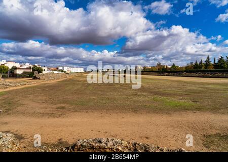 Der römische Circus von Merida, Spanien war für Chariot Racing verwendet und auf der Circus Maximus in Rom nachempfunden. Stockfoto