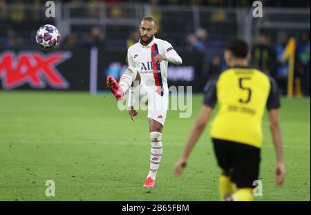 Dortmund, Deutschland. Februar 2020. Firo: 18.02.2020 Fußball, 2019/2020 Champions League: Runde des 16. Erstliga-BVB Borussia Dortmund. - Paris St. Germain Einzelhandel, Neymar weltweite Nutzung Credit: Dpa / Alamy Live News Stockfoto