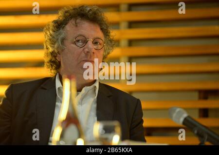 Berlin, DEU, 15.05.2018: Porträt Ingo Schulze, geboren 1962 in Dresden, Schriftsteller und freier Autor. Er lebt in Berlin. Hier beim Interview mit dem Schriftsteller Guenther Kunert zum 90. Geburtstag von Guenther Kunert und der Buchpremiere Stockfoto