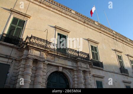 Großer Herrscherpalast in valletta (malta) Stockfoto