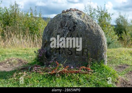 Denkmal für die Gefallenen des Clan Fraser am Culloden Moor - der Ort der entscheidenden Schlacht von Culloden während der Jacobite Rebellion von 1745 Stockfoto