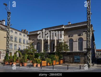 Europa, Frankreich, Chalon-sur-Saône, Bourgogne-Franche-Comté, an der Place de l'Hôtel de ville, in der Altstadt, Anhang des ehemaligen Ursulinenkollekts, das Denon-Museum enthält viele Wunder der Region. Stockfoto