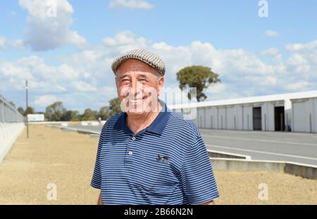 Der gebürtige Italiener Alfredo Costanzo fuhr auf der Boxengasse zum S5000-Test auf Winton Motor Raceway, Winton, Victoria, Australien Stockfoto