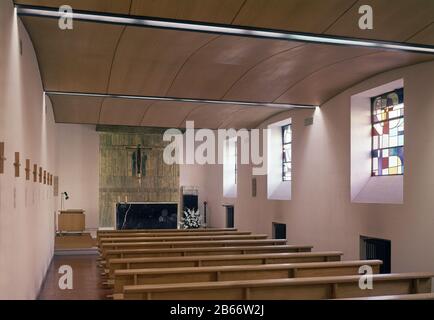 CAPILLA DE EJERCICIOS DE LA IGLESIA DE LAS ESCLAVAS DEL SAGRADO CORAZON - SIGLO XX. ORT: IGLESIA ESCLAVAS SAGRADO CORAZON. MADRID. SPANIEN. Stockfoto