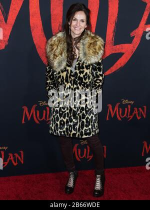 Hollywood, Vereinigte Staaten. März 2020. Hollywood, LOS ANGELES, KALIFORNIEN, USA - 9. MÄRZ: Schauspielerin Amy Brenneman kommt zur Weltpremiere Von Disneys "Mulan", die am 9. März 2020 im El Capitan Theatre und Dolby Theatre in Hollywood, Los Angeles, Kalifornien, USA stattfand. (Foto von Xavier Collin/Image Press Agency) Stockfoto