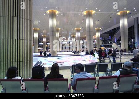 Interior Ben Gurion Airport in Tel Aviv und Wartehalle Stockfoto