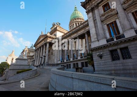 Die Hauptfassade des Argentinischen Nationalkongresses, Buenos Aires, Argentinien. Stockfoto