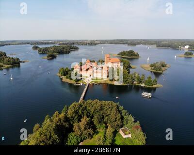 Luftbild der Burg Trakai (Inselburg) in Trakai, Litauen Stockfoto