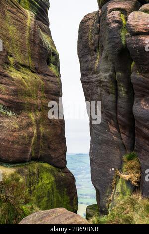 Gritstone reizt an Den Roaches im Peak District National Park Stockfoto