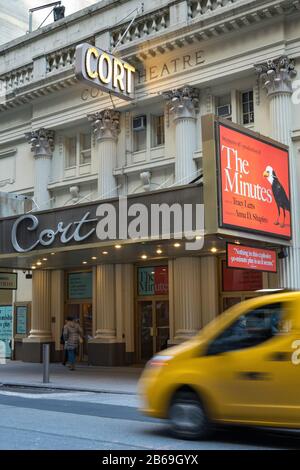 „The Minutes“ im Cort Theatre, Times Square, NYC, USA 2000 Stockfoto