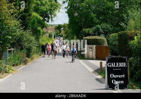 Dorfstraße von Giverny.Region Normandie.Frankreich Stockfoto