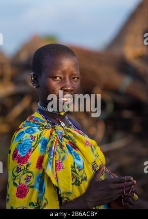 Porträt einer Toposa-Stammfrau, Namorunyang State, Kapoeta, Südsudan Stockfoto