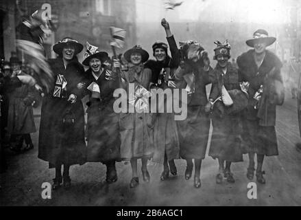 Tag des Waffenstillstands 11. November 1918. Feiern in London. Stockfoto