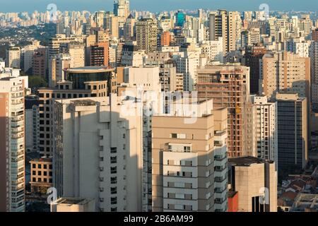 Die Skyline in der Dämmerung von Sao Paulo, Brasilien, Südamerika Stockfoto