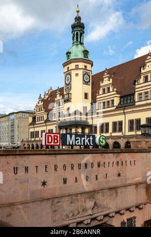 Leipzig, Deutschland, 03-09-2020 der Markt Leipzig mit dem alten Rathaus Stockfoto