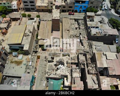 Lima, Peru Breña einer der Bezirke der peruanischen Hauptstadt, aufgenommen vom Himmel mit einer Drohne Stockfoto