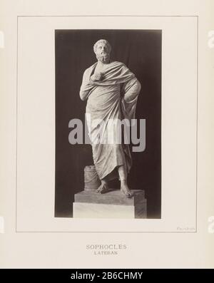 Sculpture Sophokles Sophokles, Lateran (Titelobjekt) Teil des Albums mit Aufnahmen von Review Where: Conditions and Artworks Rome. Hersteller : Fotograf: Anonymer Ort Herstellung: Vatikanstadt dating: CA. 1860 - ca. 1900 Physikalische Merkmale: Albumindruckmaterial: Papiertechnik: Albumindrucke Abmessungen: Foto: H 245 mm × W 139 mm Betreff: Stück Skulptur, Reproduktion eines Bildmaterials Autor, Dichter, Autor: Sophokles Stockfoto