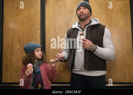 Chloe Coleman, Dave Bautista, 'Mein Spion' (2020) Credit: Michael Gibson / STX Films / The Hollywood Archive Stockfoto