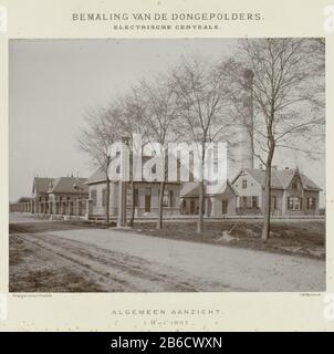 Drainage der Polder Dong Electric Central Photo an Bord einer elektrischen Pumpstation (The Donge Polders). Titel: Allgemeine Ansicht, 1. Mai 1902. Studiendatum jedermann und gesigneerd. Hersteller : Fotograf Arnaud Pistoor & Son Postproduktion: 's-Hertogenbosch Datum: 1. Mai 1902 Material: Papierkartontechnik: Fotomaße: H 50,3 cm. B × 66,4 cm. Betrifft: 1902 - 1902 Stockfoto