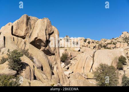 Der Felsen aus Granit des Elefantito in La Pedriza, Nationalpark der Bergkette von Guadarrama in Manzanares El Real, Madrid, Spanien. Stockfoto