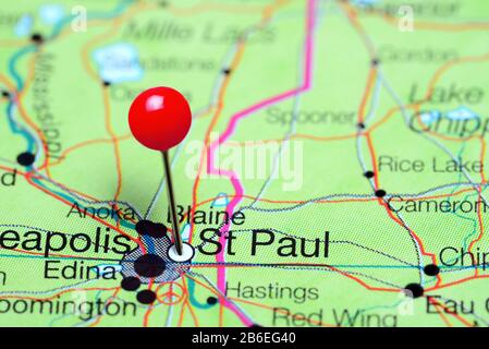 St Paul auf einer Karte von Minnesota, USA festgeklemmt Stockfoto