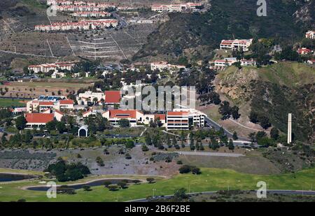 Luftaufnahme der Gebäude auf einem Hügel, Pepperdine University, Malibu, Los Angeles County, Kalifornien, USA Stockfoto