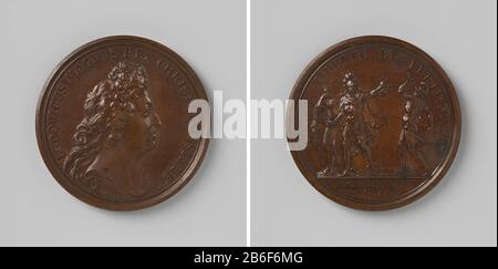 Bouchain von der französischen Bronzen Penning besetzt. Voorzijde: Borststuk man binnens omschrift. Keerzijde: De Franse koning toont aan naderende krijger, voorstellende het Nederlandse leger het afgesneden hoofd van Medusa; daarnaast gekroonde vrouw, voorstellende Kette boubinnen omschrift. Hersteller : Jean MaugerPlaats Herstellung: Parijs dating: 1699 - 1703 Material: Brons Techniek: Slaan Abmessungen: D 4,1 cm. × g 300 gr Betreff: Haags verbond tegen FrankrijkName van BouchainWanneer: 1676-05-12 - 1676-05-12 Stockfoto