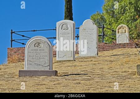 Kopfsteine von George Adam, Margret Leam und David Morgan auf dem Rose Hill Cemetery, Black Diamond Mines, Nortonville, Antioch, Kalifornien, USA Stockfoto