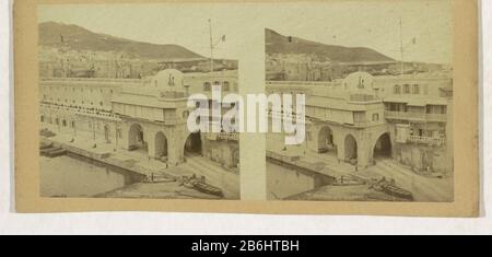 Die Admiralität in Port AlgiersL'amirauté d'Alger (Titelobjekt) Objektart: Stereobilie Artikelnummer: RP-F12852 Aufschriften / Marken: Monogramm, Recto, Prägung "LM'opschrift, verso, handschriftlich: "A 11" Hersteller: Fotograf: Anonymer Standort Herstellung: Algier dating: 1857 - 1863 Material: Papppapiertechnik: Albumindruck: Sekundärmaße: Sekundärdruck: Abmessungen: Algier H 81 mm × W 174 mm Betreff: Oberbefehlshaber, Admiral Hafen wo: Algier Stockfoto