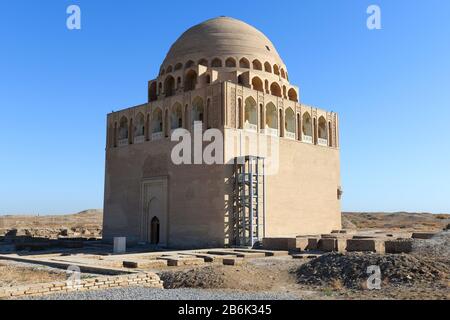 Sultan Sarjar Grab und Mausoleum gebaut für Ahmad Sanjar, Sultan des Großen Seldschuken Reiches in Old Merv, in der Nähe von Mary, Turkmenistan. Stockfoto