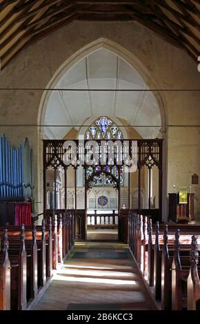 Blick auf das Innere der Pfarrkirche St Margaret in Paston, Norfolk, England, Großbritannien, Europa. Stockfoto