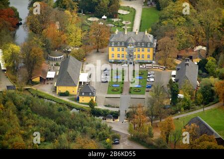 , Schloss Schloss Beck in Bottrop-Kirchhellen, 26.10.2012, Luftbild, Deutschland, Nordrhein-Westfalen, Ruhrgebiet, Bottrop Stockfoto