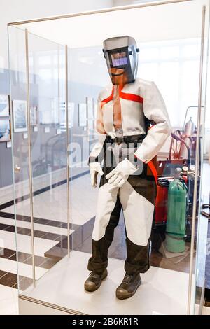 23. MÄRZ 2017, WIEN, ÖSTERREICH: Schweißkleidung im Technischen Museum Wien Stockfoto