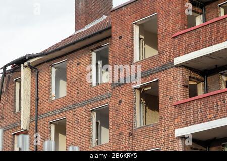 Verlassener wohnblock des rates rund um das Gebiet von Walworth im Südosten Londons Stockfoto