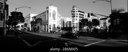 Auto auf der Straße, Rodeo Drive, Beverly Hills, Kalifornien, USA Stockfoto