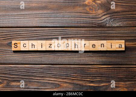 Schizophrenie Wort auf Holz Block geschrieben. Schizophrenie text auf Tisch, Konzept. Stockfoto