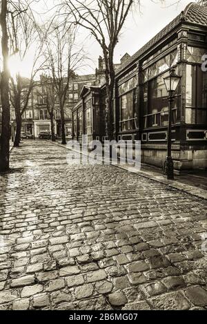 Crown Place und das Royal Pump Room Museum, Harrogate, North Yorkshire Stockfoto