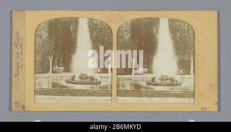 Fontein in de tuinen van Versailles Reine des Fleurs (Parc de Versailles) (titel op object) Brunnen in den Gärten von Versailles Reine des Fleurs. (Parc de Versailles) (Titelobjekt) Objekttyp: Stereo-Foto (Gewebe) Artikelnummer: RP-F F09336 Beschriftungen/Marken: Nummer, darunter links handschriftlich '73'blindstempel, recto, bossed' PHOTOGRAPHIE / GAF / Depe A PARIS 'inscription verso, Stuck 'A LA COLONNADE DU LOUVRE./ H. GUÉRARD / 156, rue de Rivoli, PARIS./ VUES STÉREOSCOPIQUES DE TOUS PAYS / FABRIQUES der STÉRÉOSCOPES.' Hersteller: Fotograf: Florent (ein unter Denkmalschutz stehendes Gebäude) Stockfoto