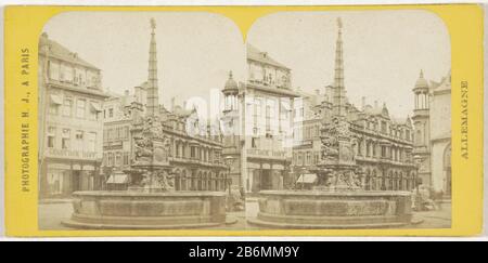 Fontein op de Liebfrauenberg in Frankfurt am Main, Duitsland Francfort-sur-le-Mein, Place Roemerberg (titel op object) Allemagne (serietitel op object) Fountain on the Liebfrauenberg in Frankfurt am Main, Deutschland Francfort-sur-le-Mein, Place Roemerberg (title object) Allemagne (Series title object) Objekt: 742 F-Typ F-F-P1342: Bildinschriften: Typ: Typ F-F-F-F-F-F-F-S: Anzahl, verso, handgeschreven '393.' Hersteller : Fotograf: Hippolyte Jouvin (Listed Property) Ort Herstellung: Frankfurt Main Dating: 1860 - 1865 Material: Pappe Papiertechnik: Albuminedruk Abmessungen: Secon Stockfoto